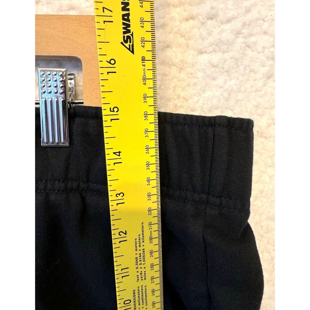 The North Face Women's Black Athletic Shorts - Picture 7 of 8